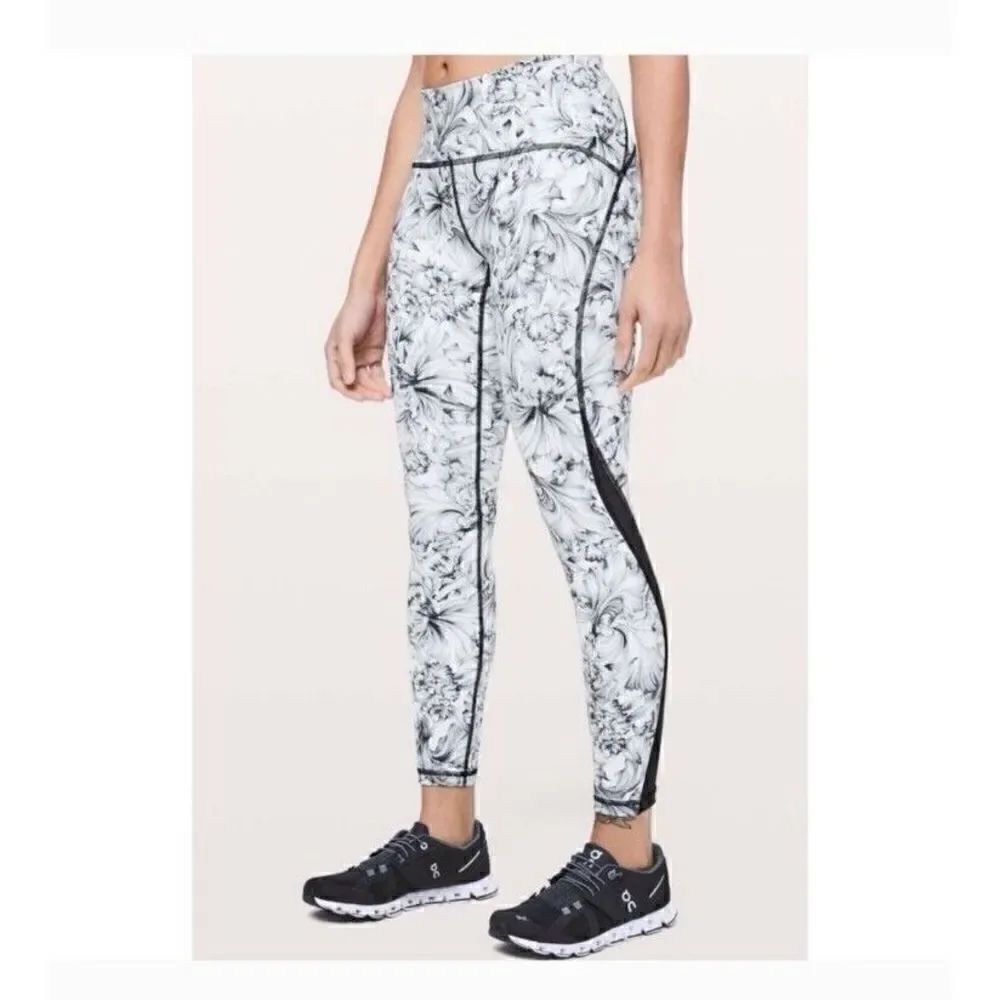 Lululemon Train Times 7/8 Pant *25 Light Garden White Black Floral Luxtreme 12